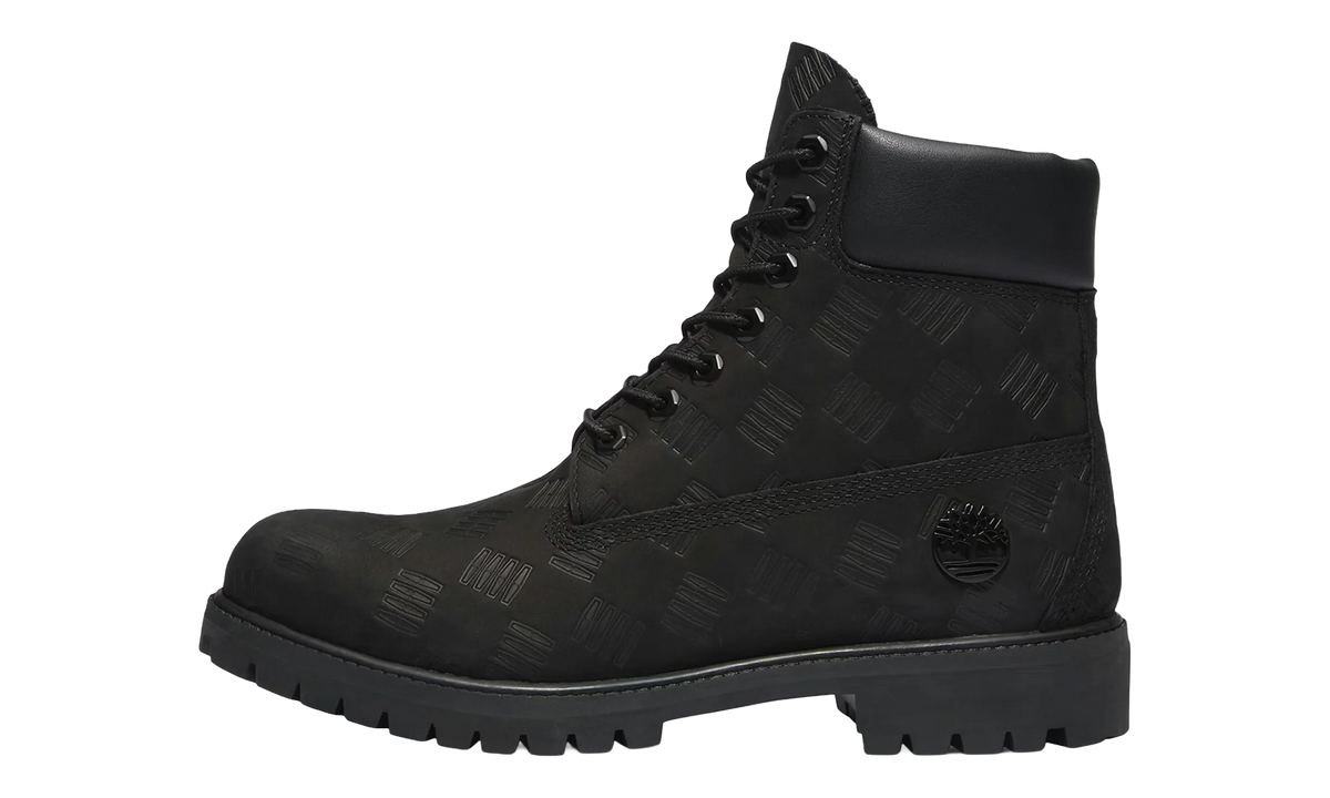 Premium Waterproof Boot "Black Debossed Print" TB0A2P6W A5K