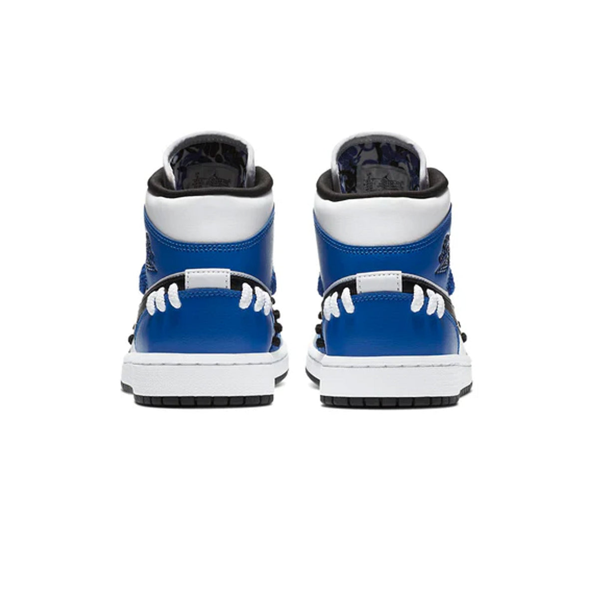 1 Mid W 'Sisterhood'