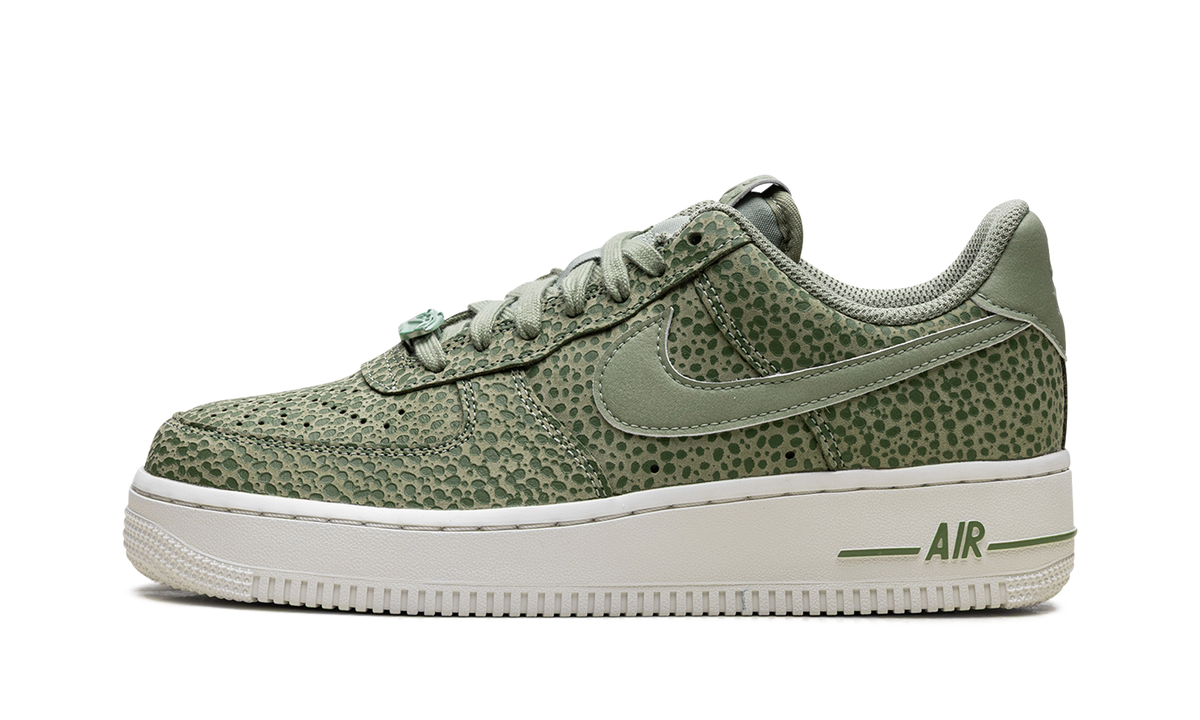 AIR FORCE 1'07 WMNS"Green" FV6519-200