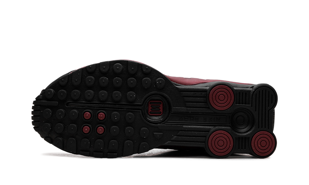 Shox R4 WMNS"Black Team Red" AR3565 009
