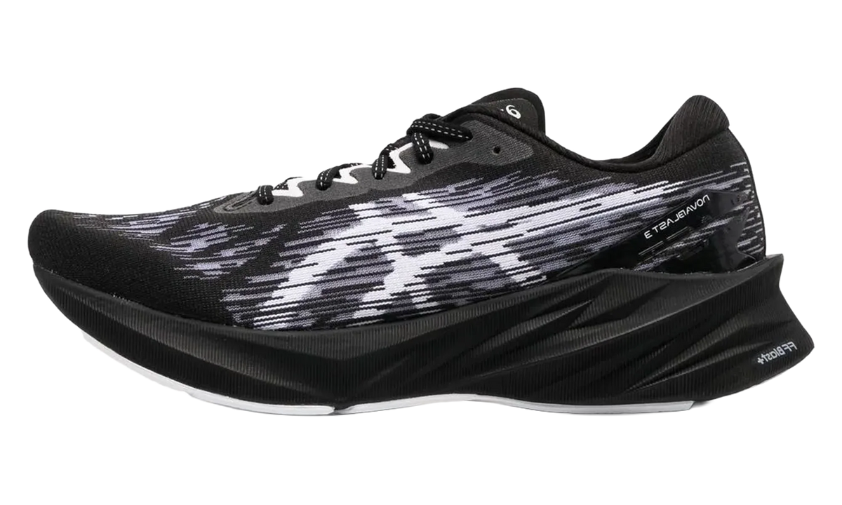 Novablast 3 "Black White" 1011B458 002