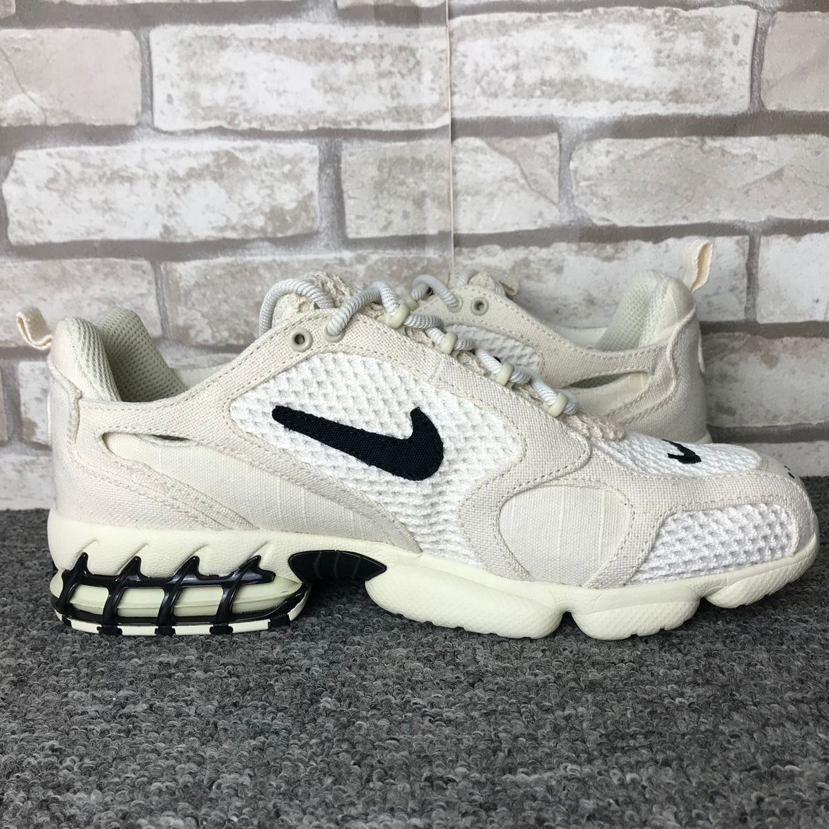 Zoom Spiridon Cage 2 Stussy Fossil