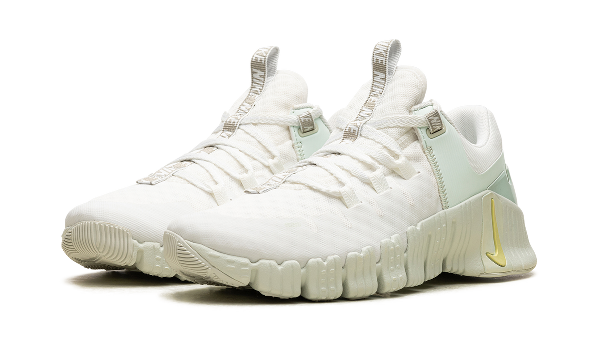 FREE METCON 5 PRM WMNS"Summit White" FJ1548 100