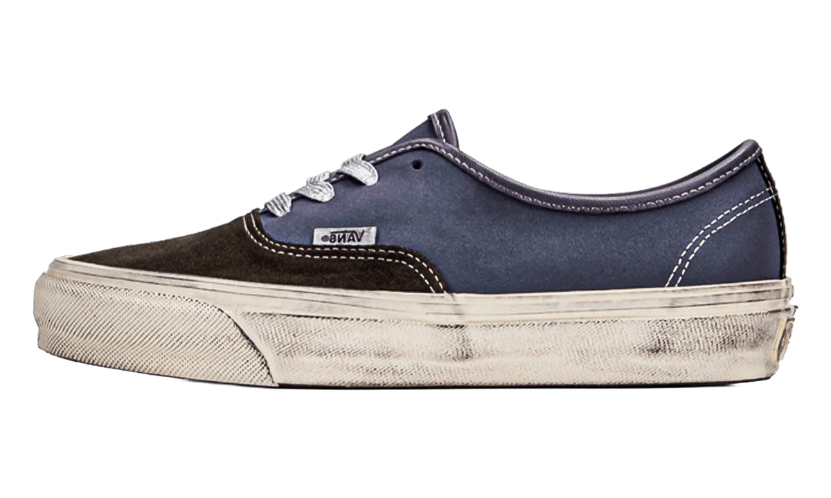 LX Authentic 44 "Aged Coal" VN000DB8GBE