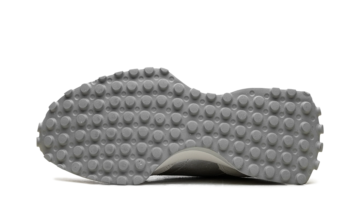 327 WMNS "Silver Metallic Sea Salt" WS327GLA