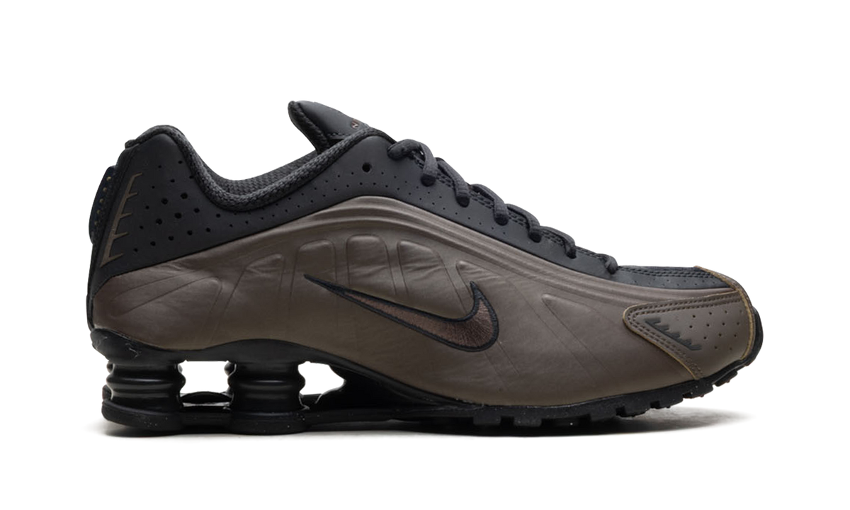 Shox R4 WMNS"Ironstone Off Noir" AR3565 007
