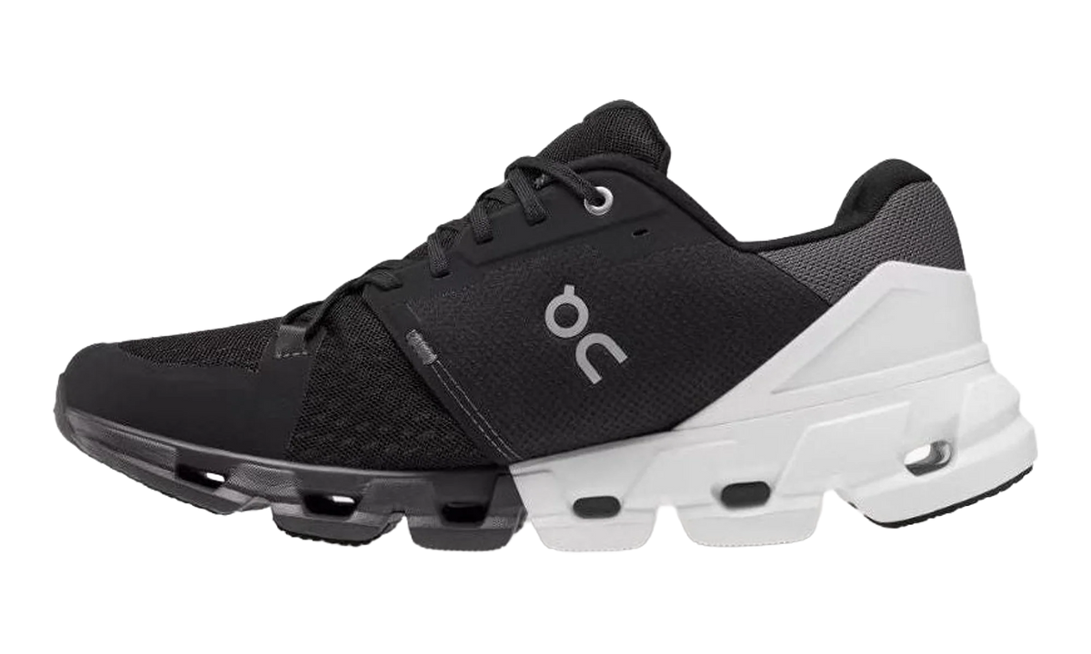 Cloudflyer 4 WMNS "Black White" 81.98663