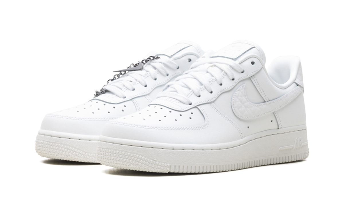 Air Force 1'07 Low WMNS"Summit White Mini Charm" IM6485 121