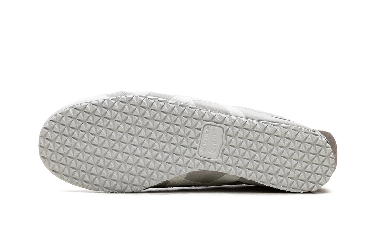 Tiger Mexico 66 Slip-On "Oyster Grey White" 1183b603 020
