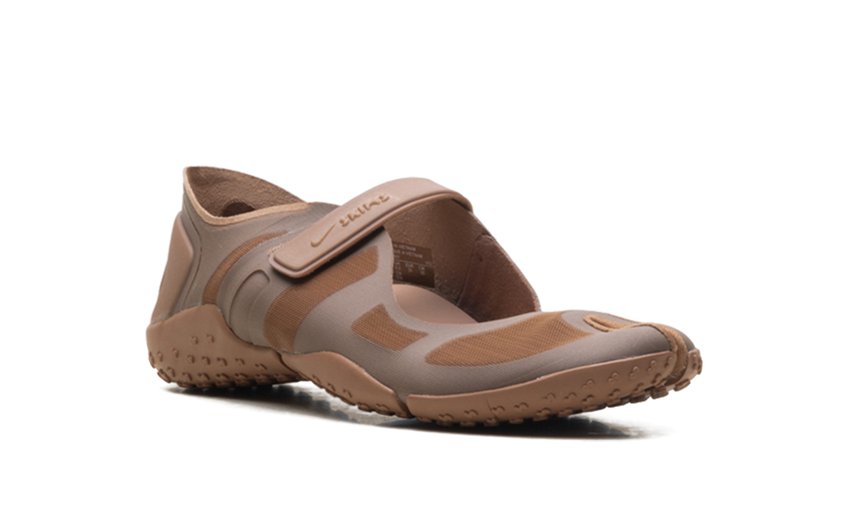 Air Rift Mesh WMNS"SKIMS - Archaeo Brown" IO7694 201