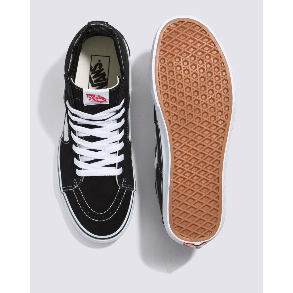 Sk8-Hi Shoe in Black Black White