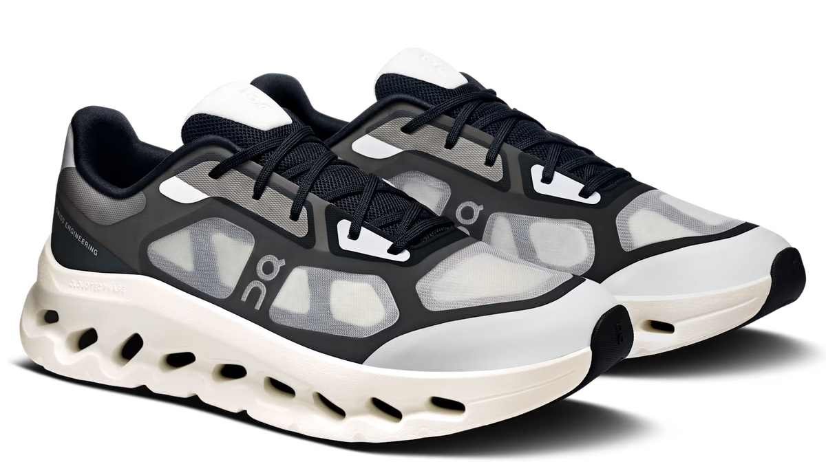 Running Cloudtilt Remix Black Ivory (Women's)