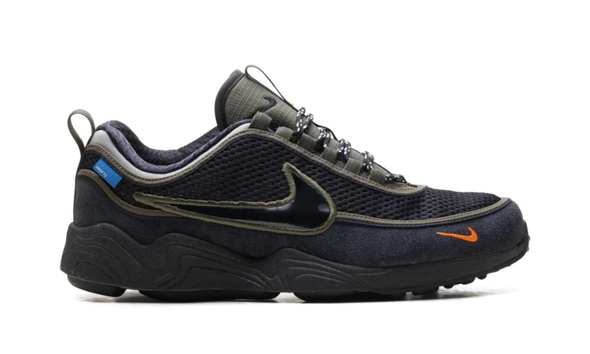 Air Zoom Spiridon "Undefeated Cargo Khaki" HV4847 300