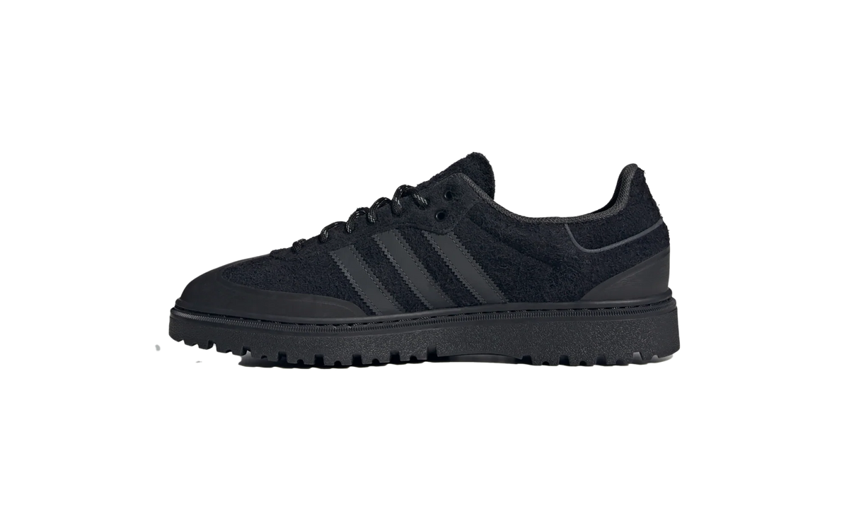 Samba Winterized "Black Carbon" JR5704