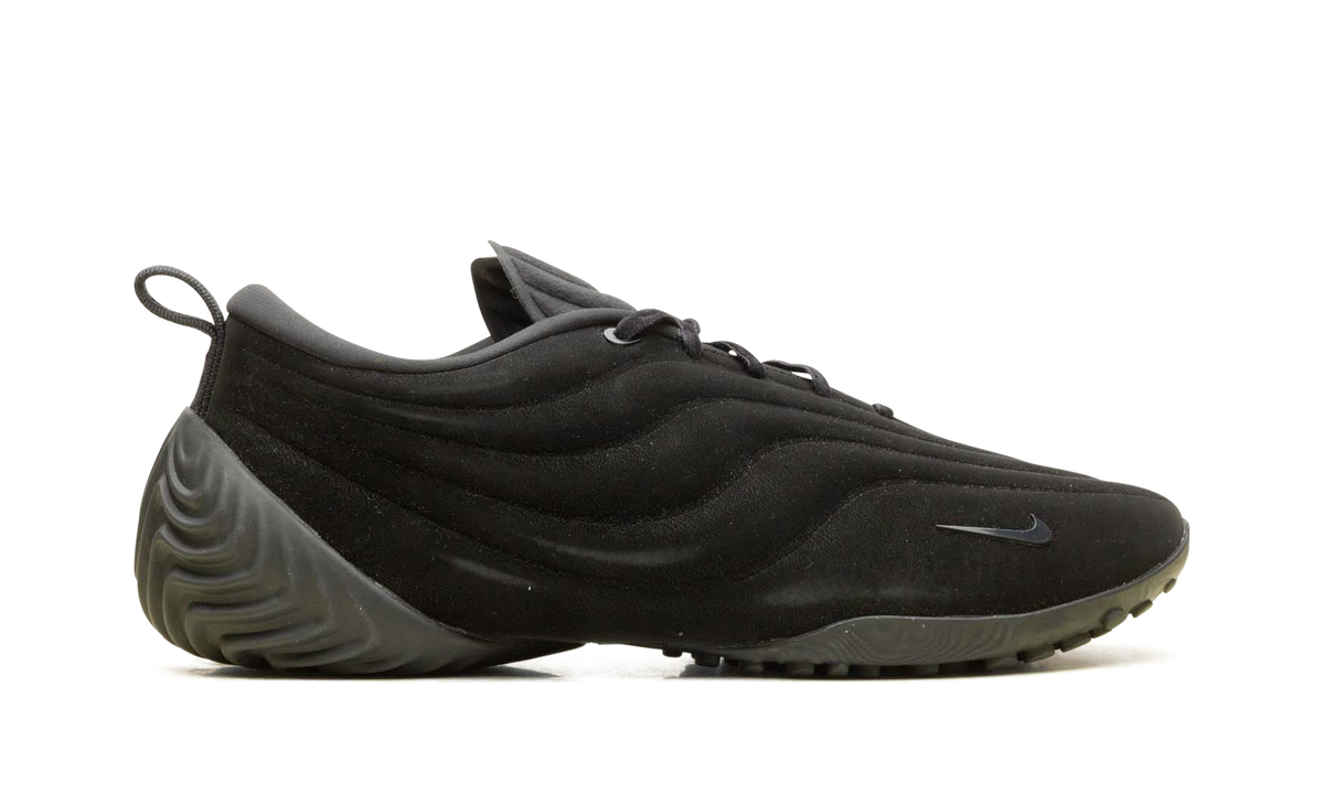 Astra Ultra Wmns"Triple Black" FZ5778 004