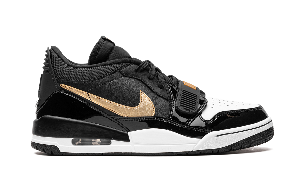 Legacy 312 Low "Black Metallic Gold" CD7069 071