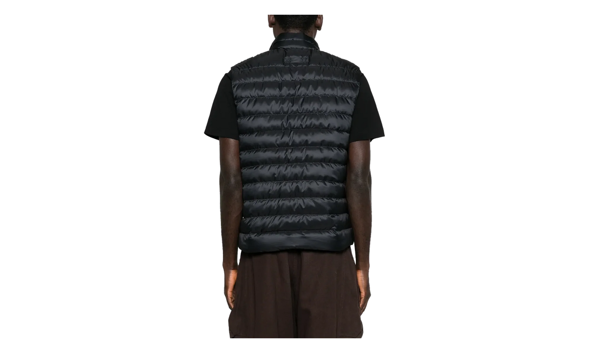 Stratus Vest "Black" 2490MT 9061