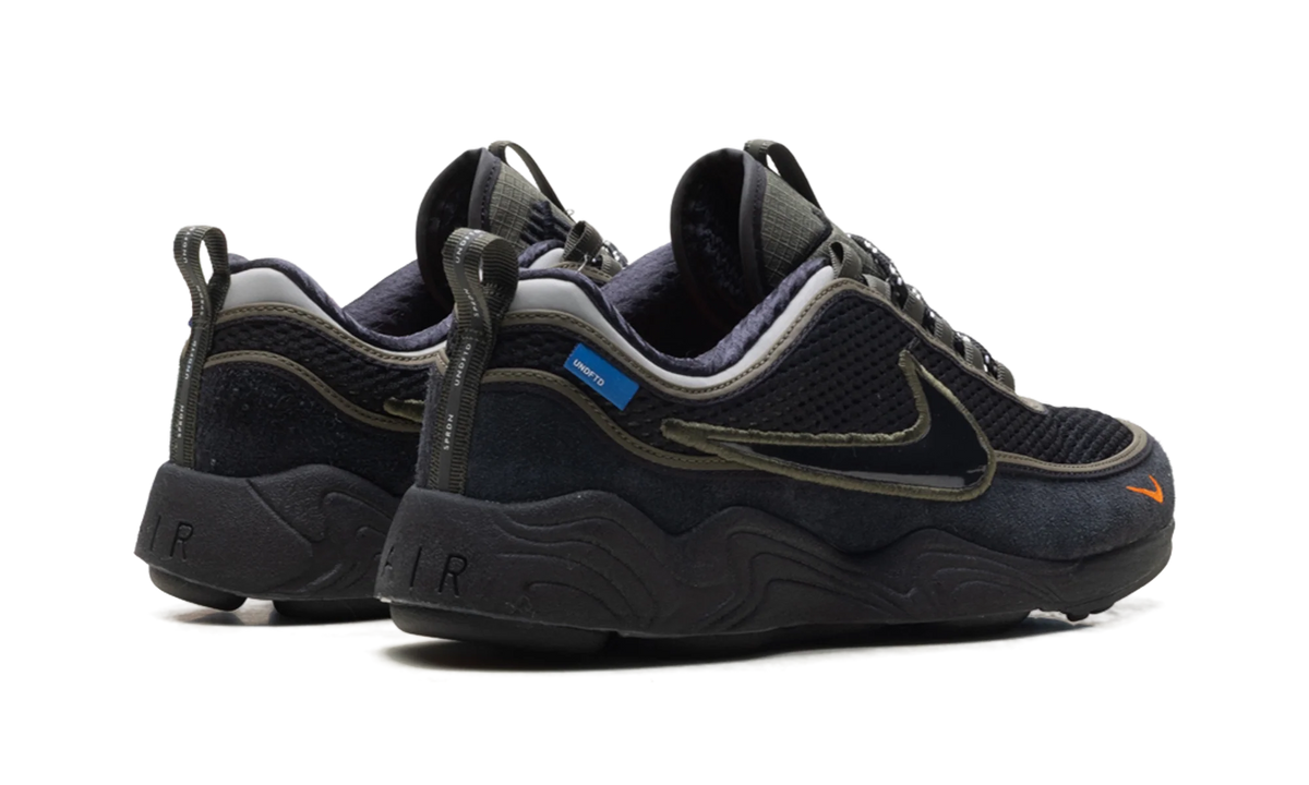 Air Zoom Spiridon "Undefeated Cargo Khaki" HV4847 300