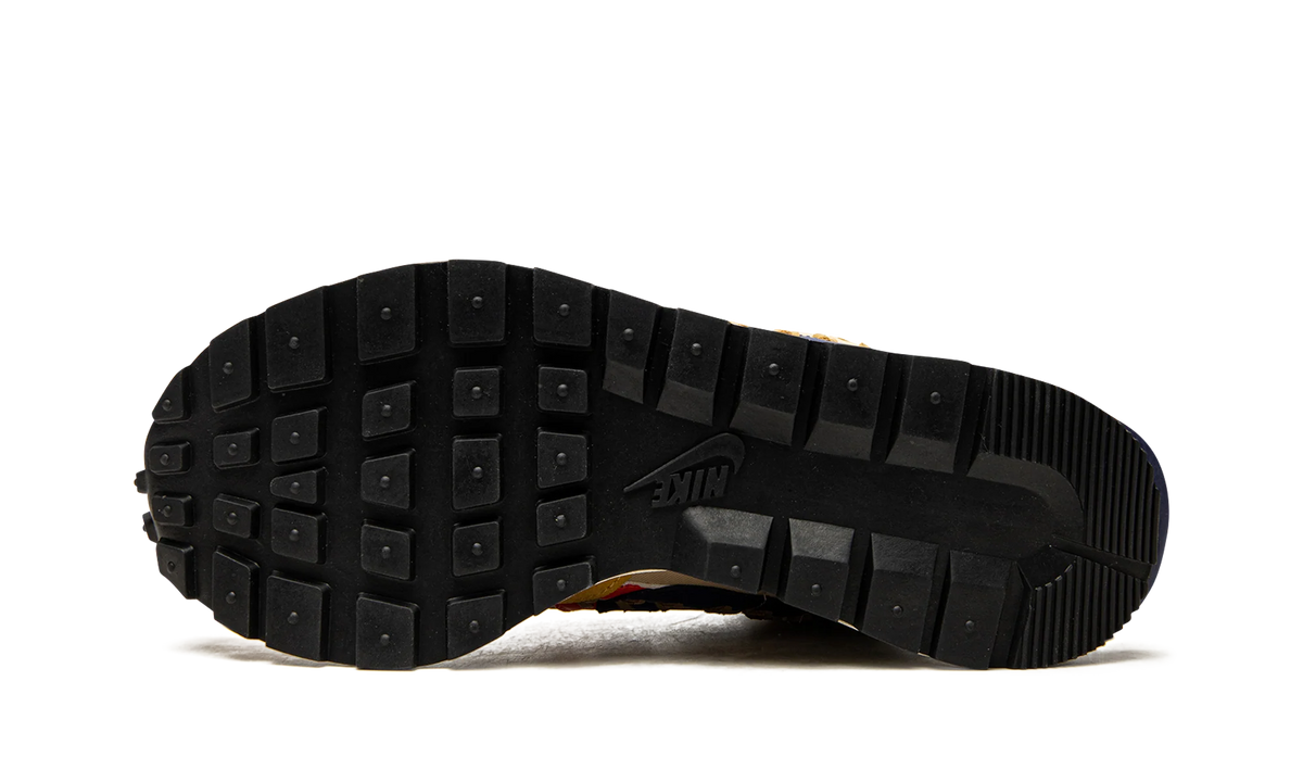 VaporWaffle "Sacai x Jean Paul Gaultier - Multicolor" DH9186 200
