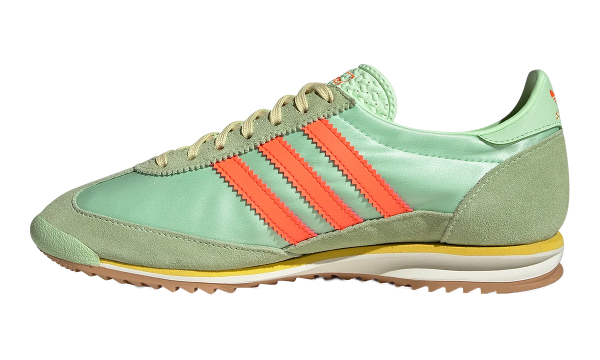 SL 72 OG WMNS "Semi Green Spark Solar Orange" JI0197