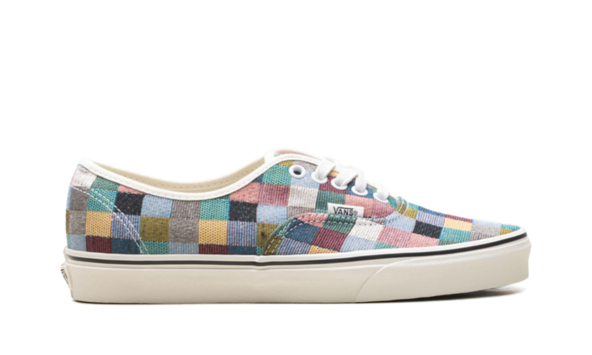 Authentic "Woven Checkers" VN0A38EM011