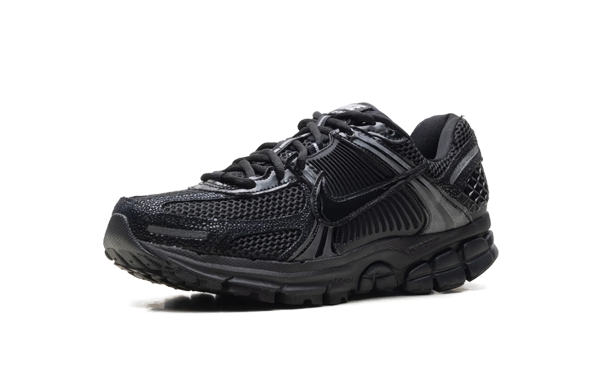 Zoom Vomero 5 WMNS "Black Patent" II6236 001