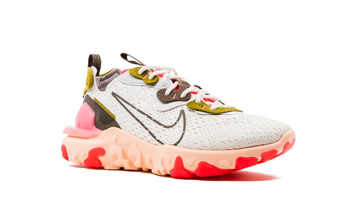 REACT VISION MNS WMNS"Summit White/ Siren Red" CI7523 102