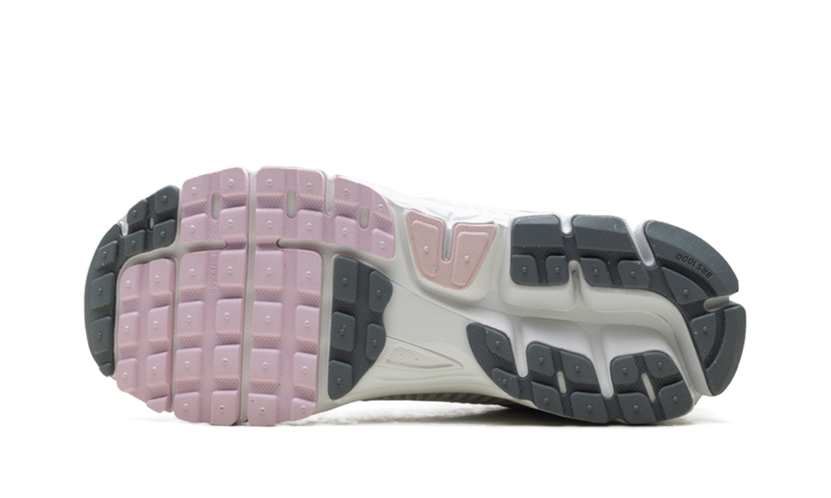 Zoom Vomero 5 WMNS"520 Pack White Pink" FN3695 001