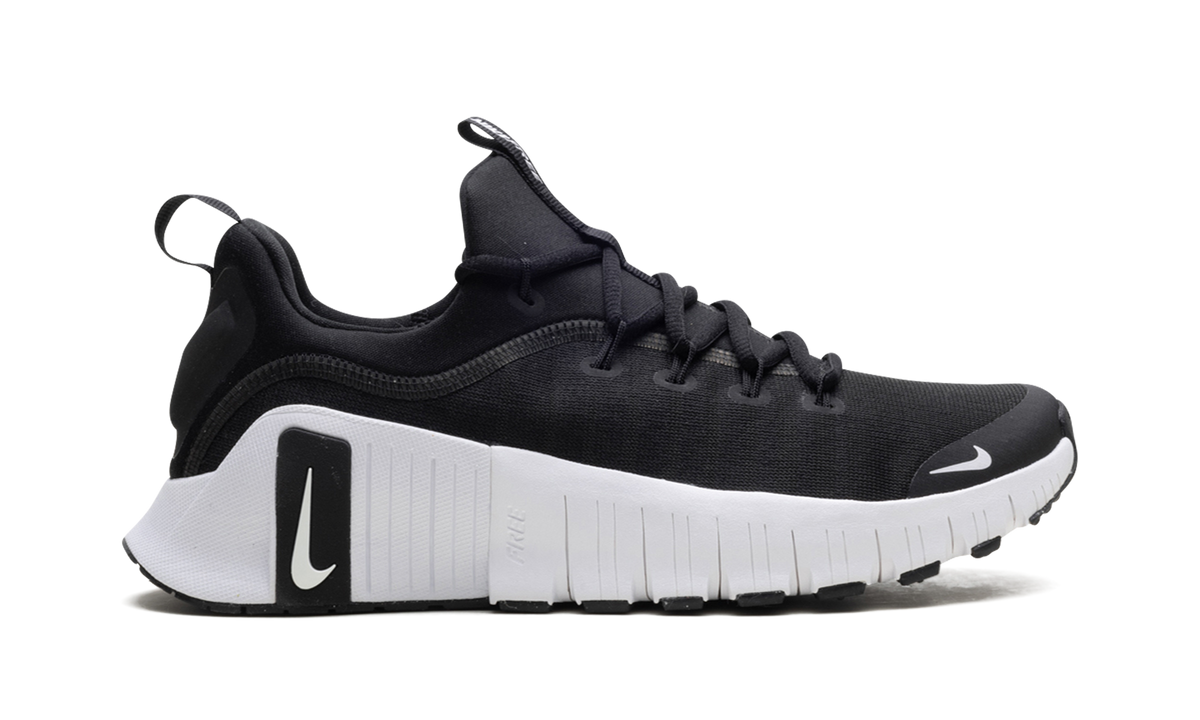 Free Metcon 6 WMNS"Black White" FJ7126 001