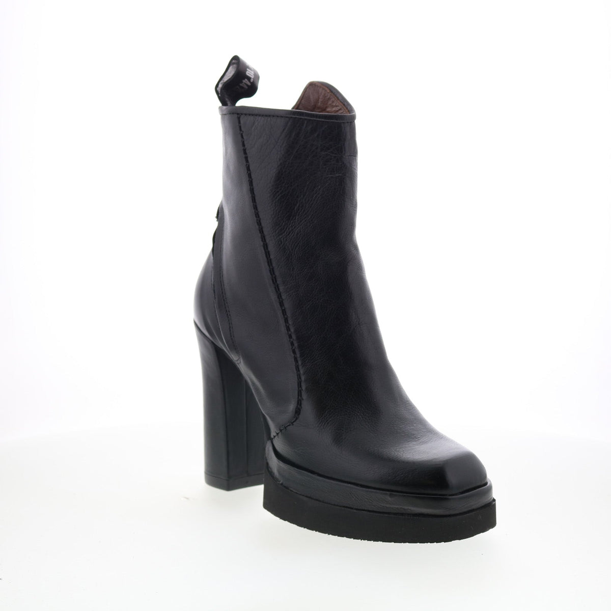 Vale Womens Black Leather Zipper Ankle & Booties Boots