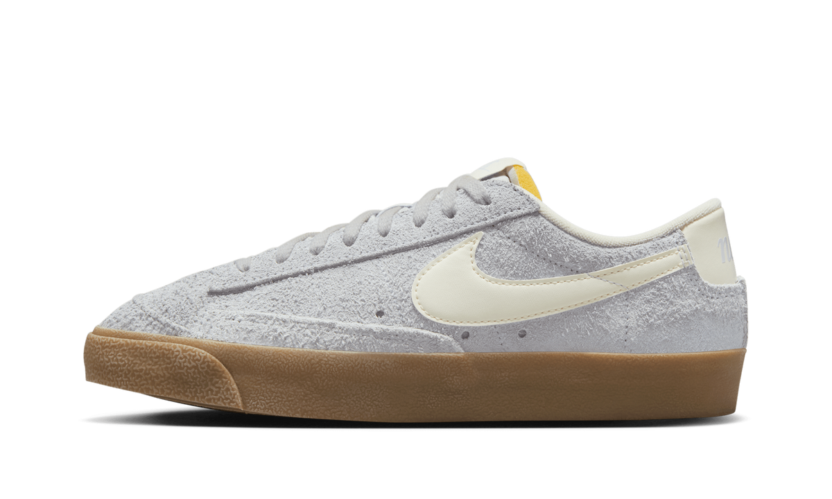 Blazer Low'77 Vintage WMNS"Football Grey Gum" FQ8060 003