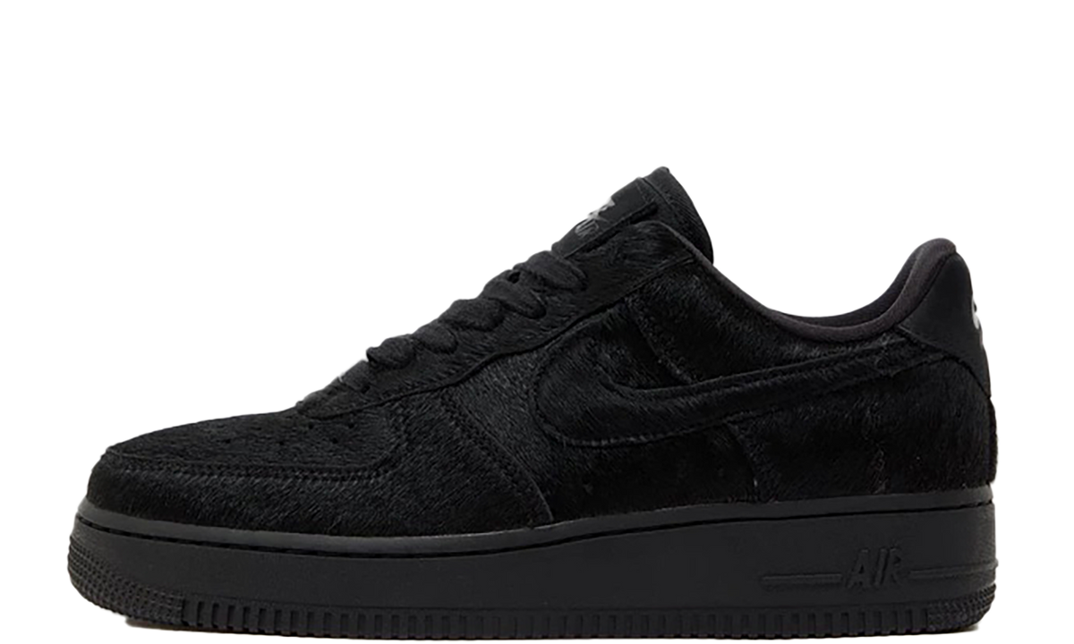 AIR FORCE 1'07 WMNS"Triple Black Pony Hair" II7398 001