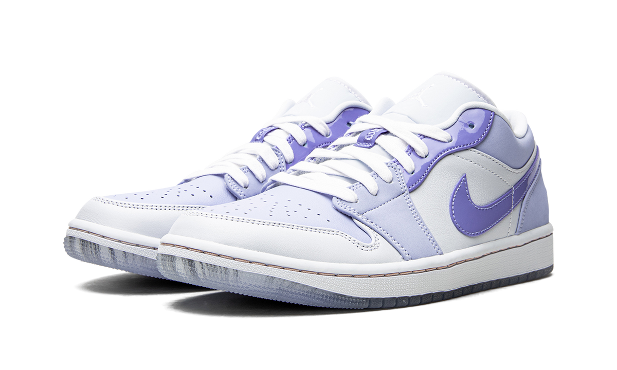 1 Low SE "Mighty Swooshers" DM5442 040