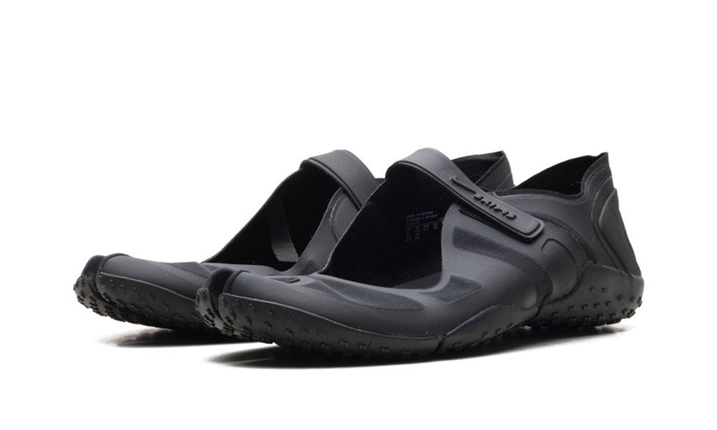 Air Rift Mesh WMNS"SKIMS - Black" IO7694 001