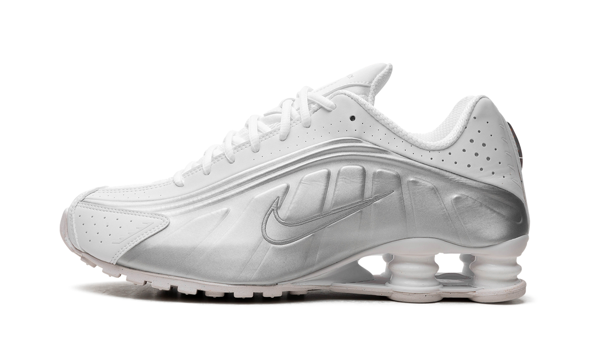 SHOX R4 MNS WMNS"Metallic silver" AR3565 101