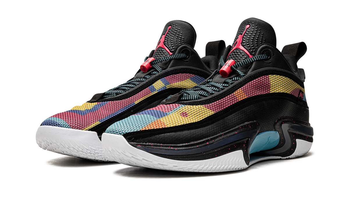 36 Low "Black Multi-Color" DH0833 063