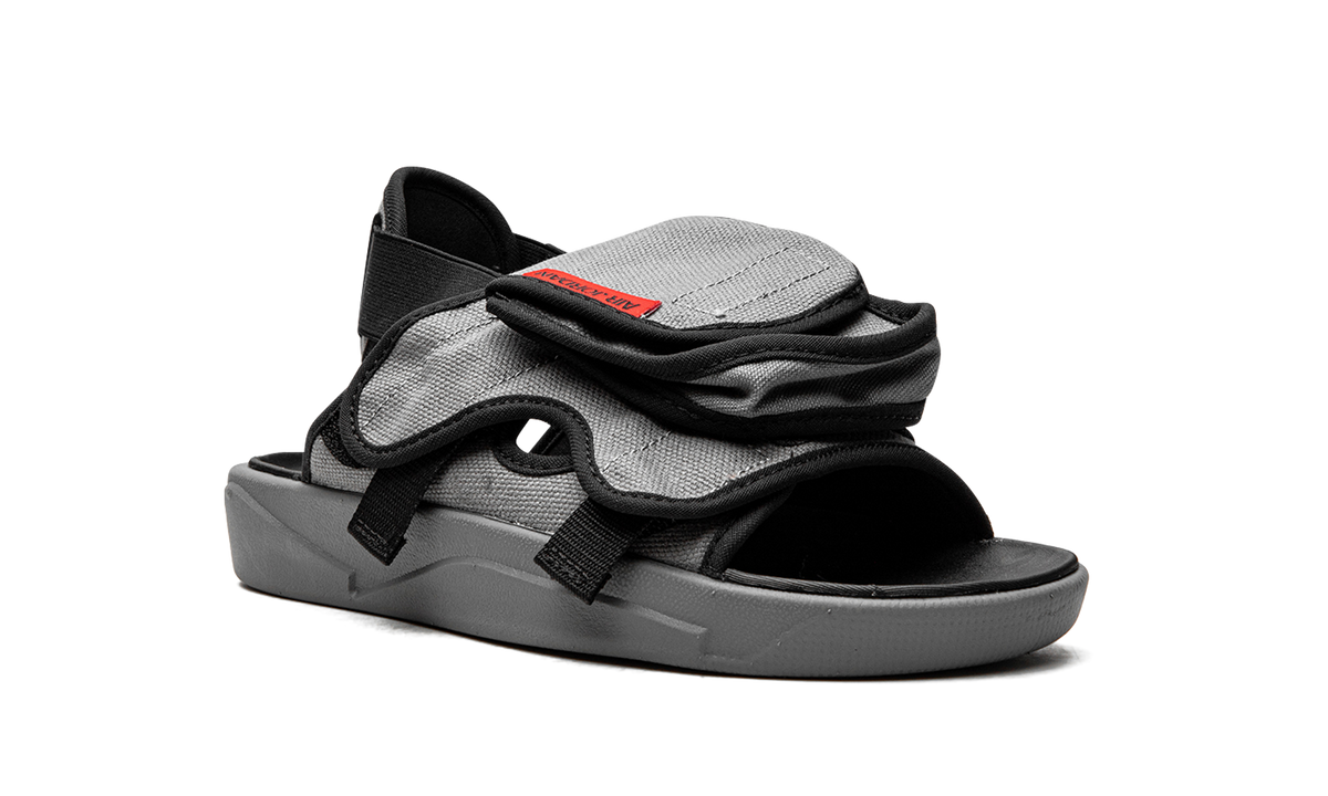 LS Slide CZ0791 001